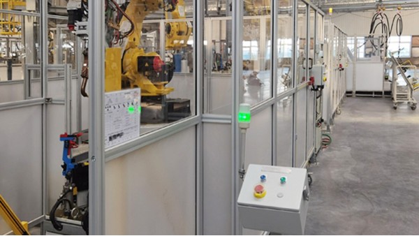 智能化生產(chǎn)，引領(lǐng)工業(yè)鋁型材行業(yè)變革