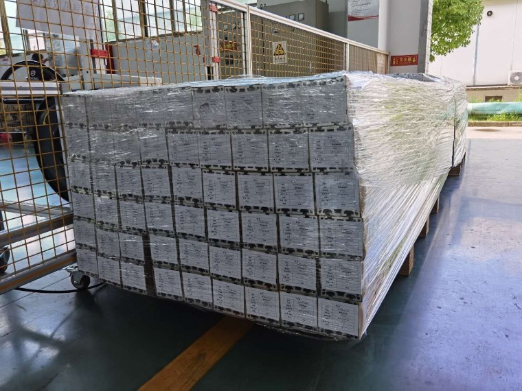 工業(yè)鋁合金型材厚度-鋁材定制加工企業(yè)澳宏鋁業(yè)廠(chǎng)