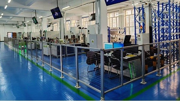 鋁型材圍欄的哪些特點(diǎn)使其適用于臨時(shí)場(chǎng)地？