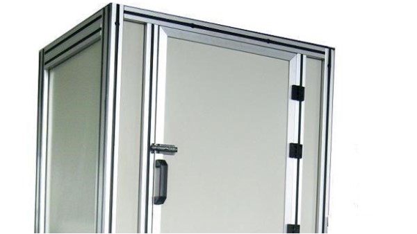 晚上想在家唱歌又怕吵到鄰居，怎么辦？