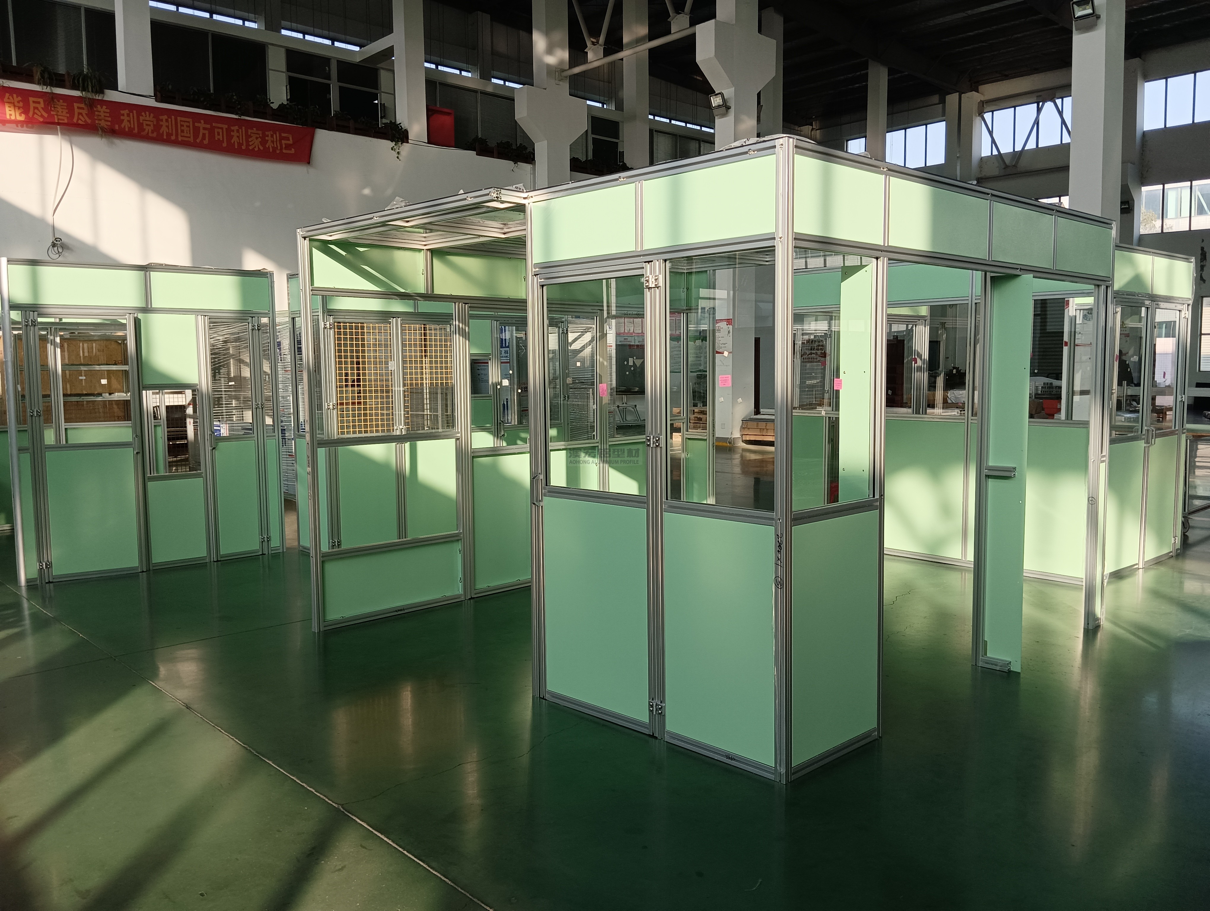 工業(yè)生產(chǎn)鋁型材架子安裝如何提升精度？-澳宏工業(yè)鋁型材